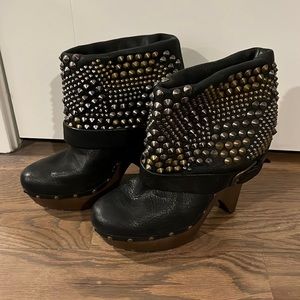 Sam Edelman Gold, silver Studded boot. heel has slight store shelf wear and tear